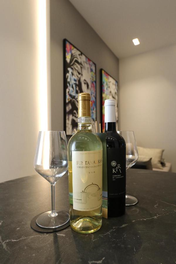 אולביה Renovated & Fully Equipped-Luxurious-2Room Fontana Suite, It Just Doesn'T Get Any Better! מראה חיצוני תמונה