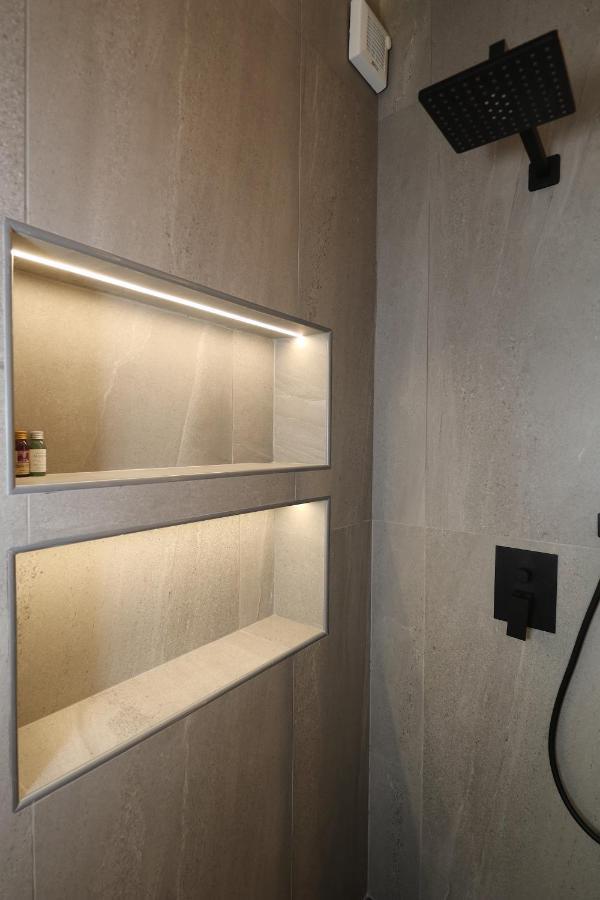 אולביה Renovated & Fully Equipped-Luxurious-2Room Fontana Suite, It Just Doesn'T Get Any Better! מראה חיצוני תמונה